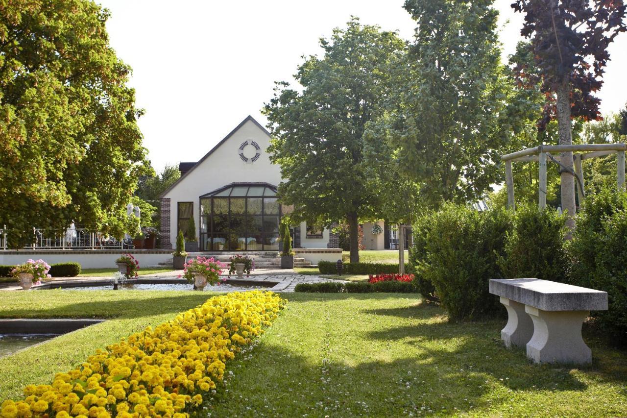 Vinay  Hostellerie Briqueterie & Spa Champagne מראה חיצוני תמונה The new crematorium
